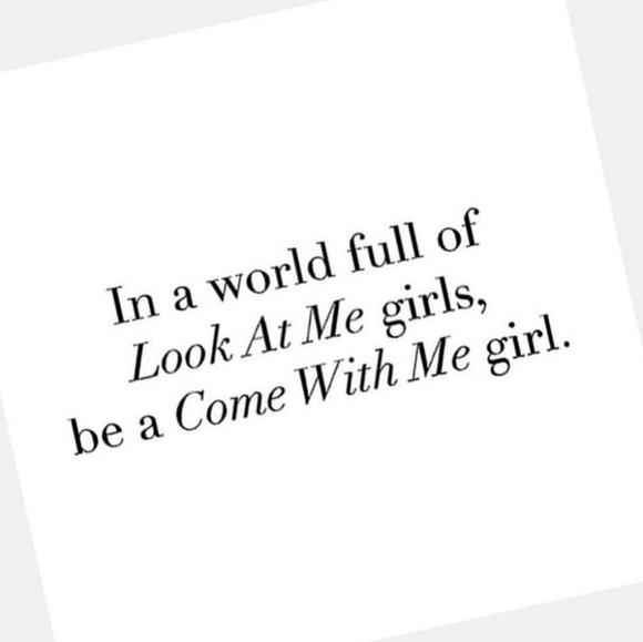 Meet your Posher, Amy Anne - Picture 2 of 8